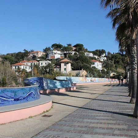 House Betty By Holiday World Albisola Superiore Esterno foto