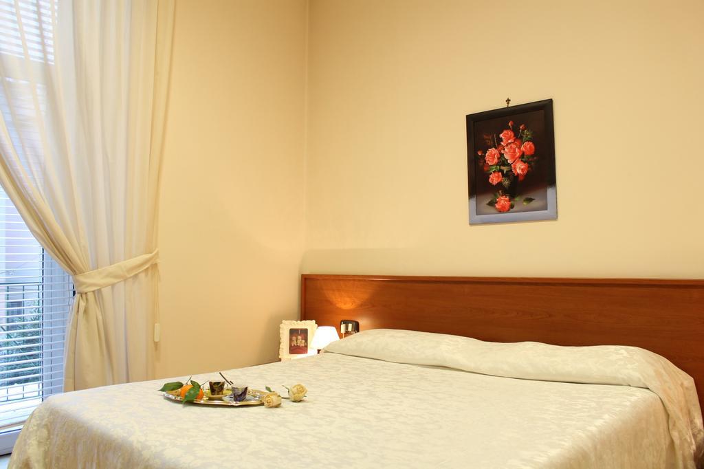 House Betty By Holiday World Albisola Superiore Esterno foto