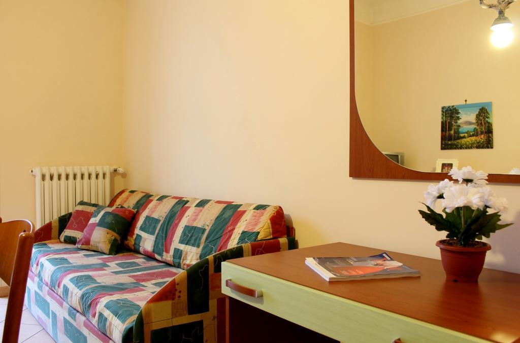 House Betty By Holiday World Albisola Superiore Esterno foto