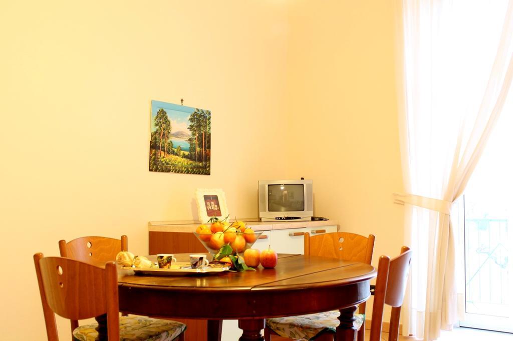 House Betty By Holiday World Albisola Superiore Esterno foto